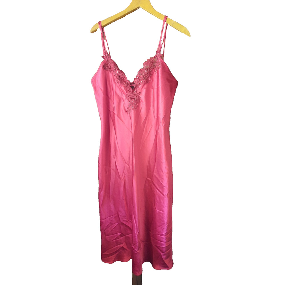 VTG RED CALIFORNIA DYNASTY Midi NIGHTGOWN Medium LIQUID Poly Satin LACE Boudoir